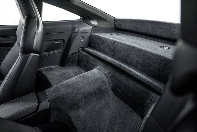 2024 911 Carrera T picture #24