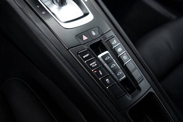 2015 911 Carrera GTS picture #17