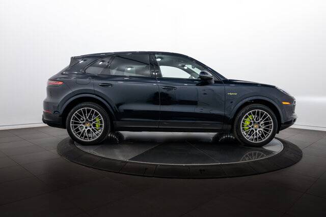 2023 Cayenne Platinum Edition E-Hybrid picture #8