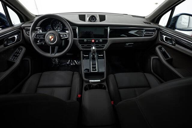 2026 Macan picture #12