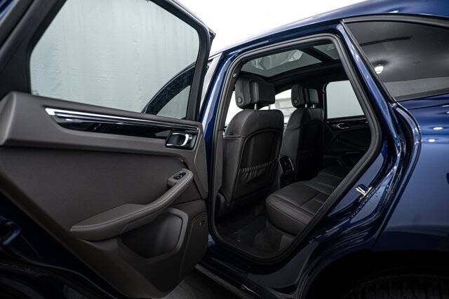 2026 Macan picture #21