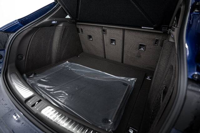 2026 Macan picture #24