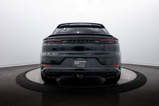 2026 Cayenne Turbo E-Hybrid picture #6