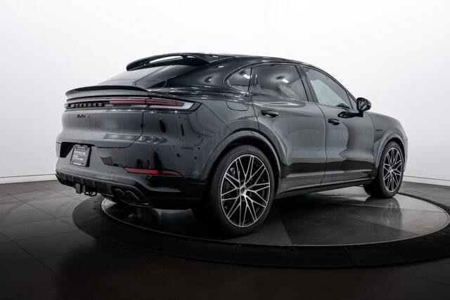 2026 Cayenne Turbo E-Hybrid picture #7