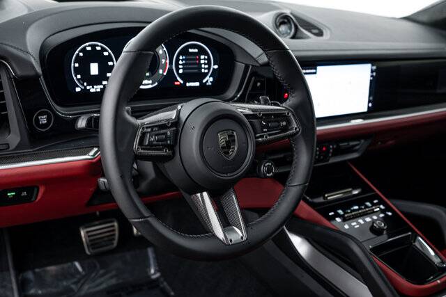 2026 Cayenne Turbo E-Hybrid picture #15