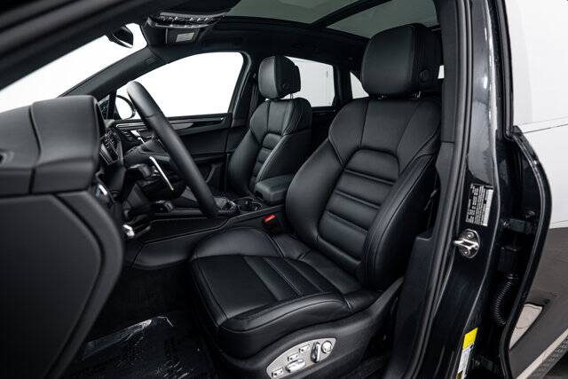 2026 Macan picture #5