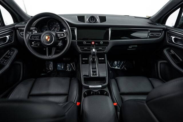 2026 Macan picture #12