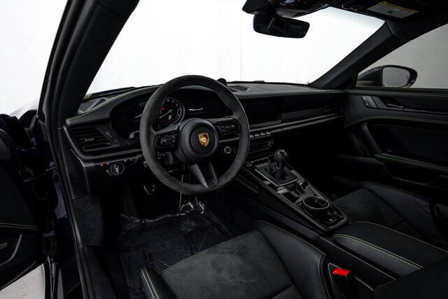 2024 911 Carrera T picture #4