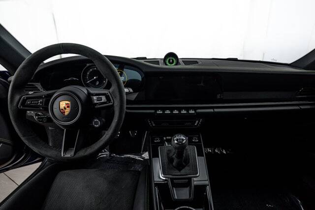 2024 911 Carrera T picture #13