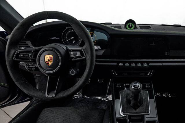 2024 911 Carrera T picture #14