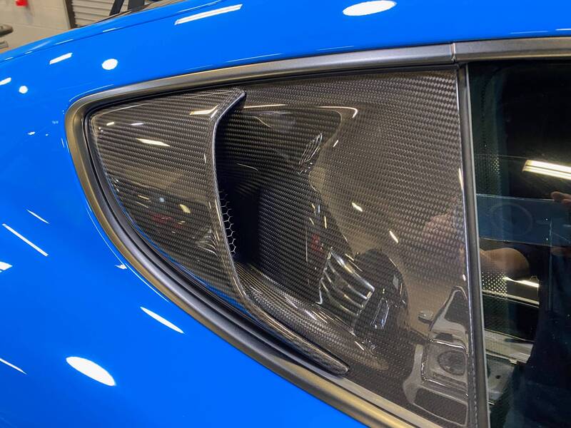 2023 GT4 RS picture #11