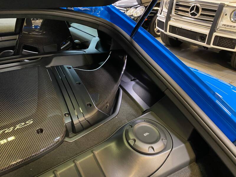 2023 GT4 RS picture #17