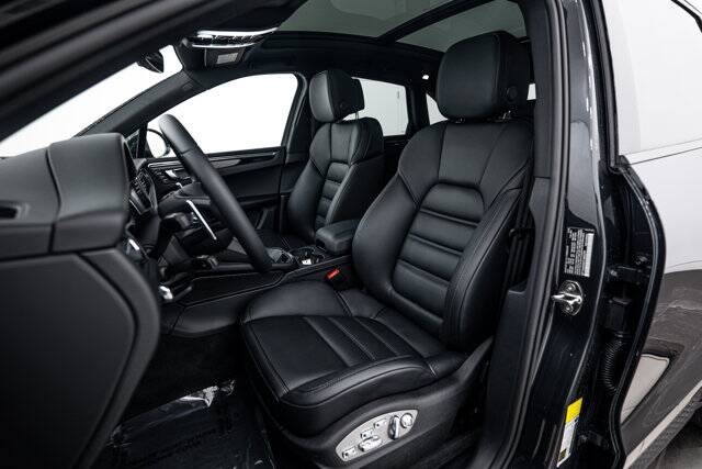 2026 Macan picture #5