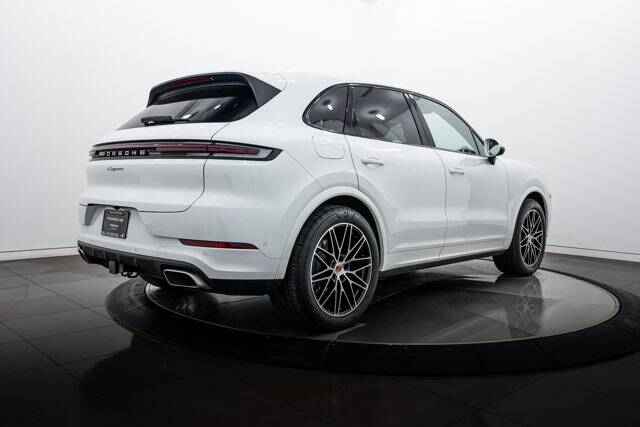 2026 Cayenne picture #7