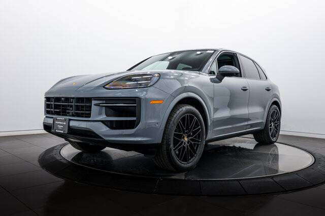 2025 Cayenne picture #1