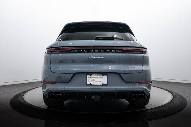 2025 Cayenne picture #6