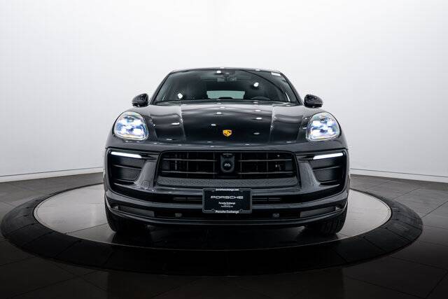 2025 Macan picture #10