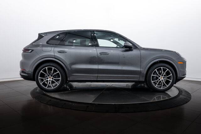 2026 Cayenne picture #8