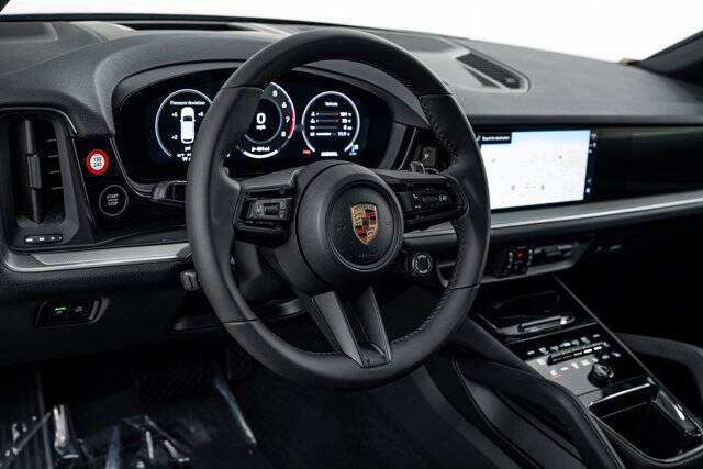 2026 Cayenne picture #14