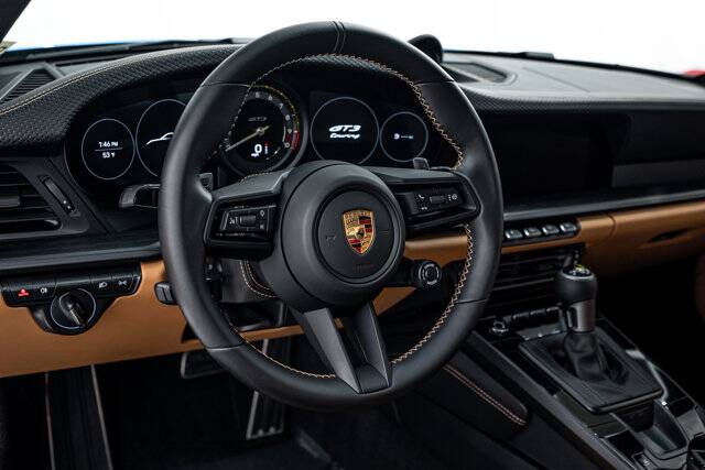 2022 911 GT3 W/touring Package picture #15