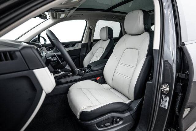 2025 Cayenne picture #5