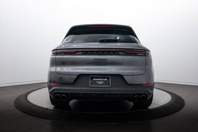 2025 Cayenne picture #6