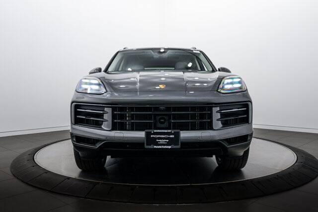 2025 Cayenne picture #10