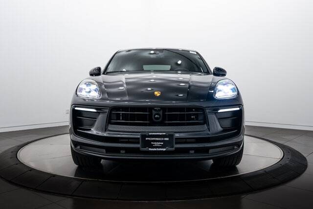 2025 Macan picture #10