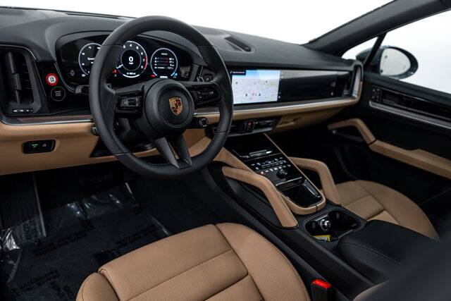 2026 Cayenne picture #4