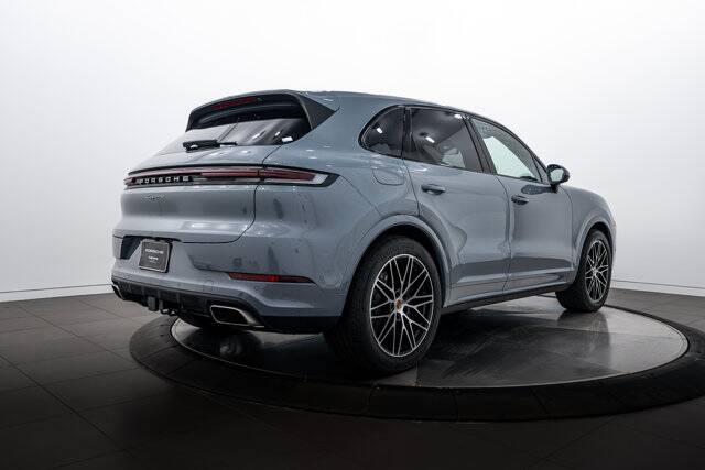 2026 Cayenne picture #7