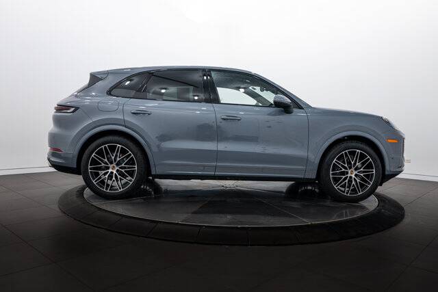 2026 Cayenne picture #8