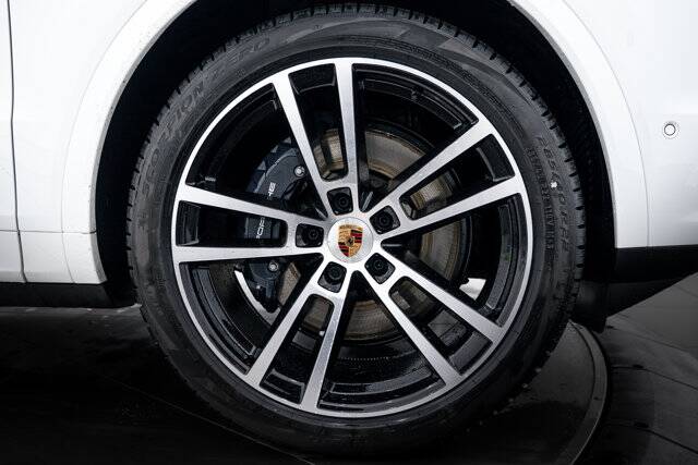 2026 Cayenne Coupe picture #11