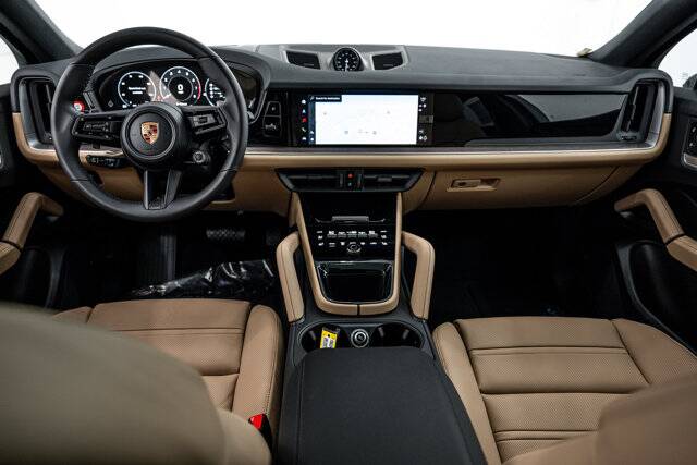 2026 Cayenne Coupe picture #12