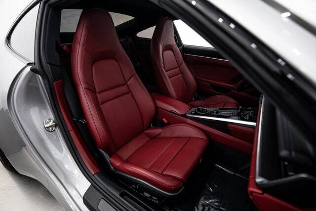 2023 911 Carrera S picture #15