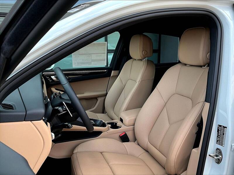 2025 Macan picture #5