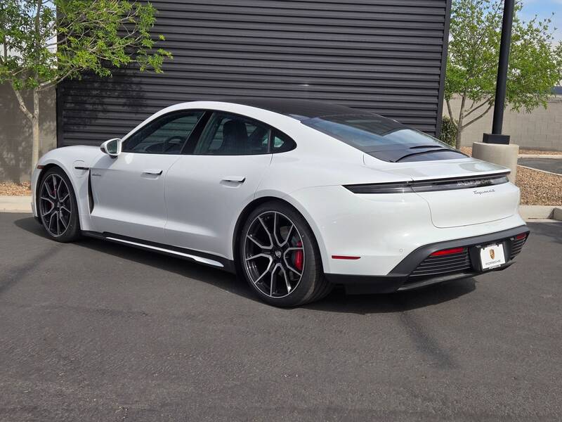 2025 Taycan 4S picture #3