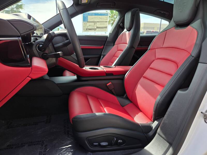 2025 Taycan 4S picture #5