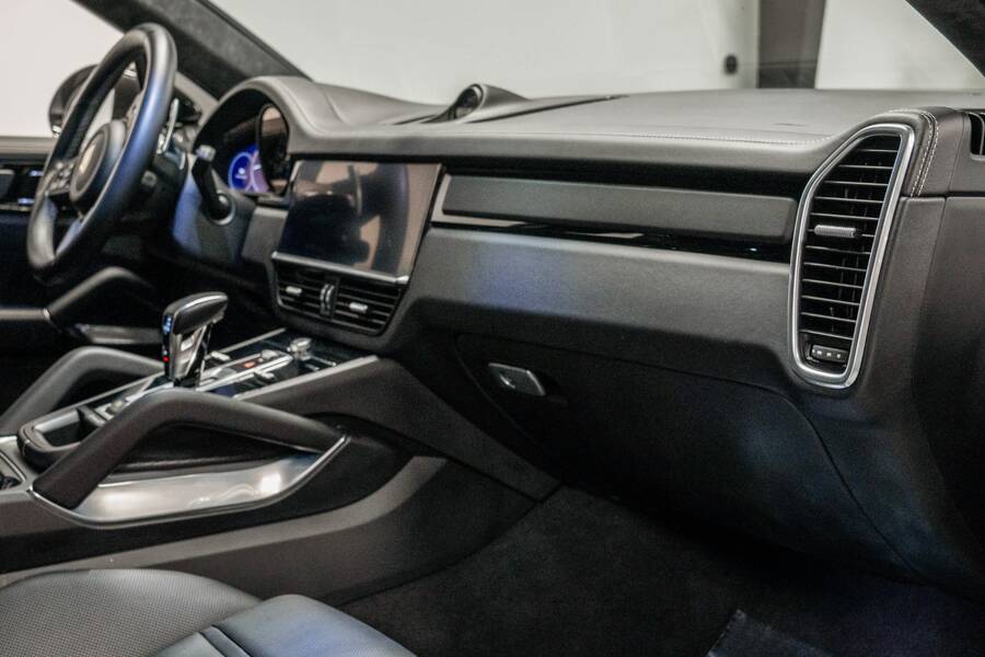 2023 Cayenne Turbo GT -631 Horsepower, Porsche InnoDrive, Burmester Audio picture #5