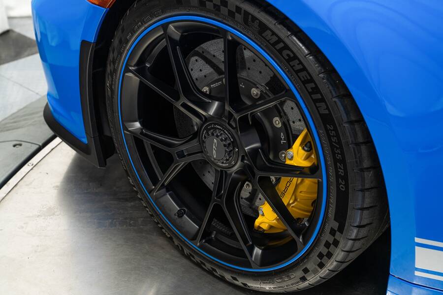2022 911 GT3 -6 Speed Manual, Low Miles, Carbon Roof, Blue Stitching picture #2