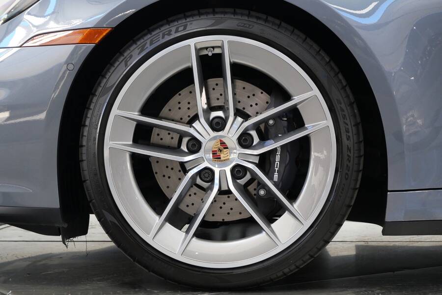 2025 911 Carrera -Premium Package, Sport Exhaust picture #2