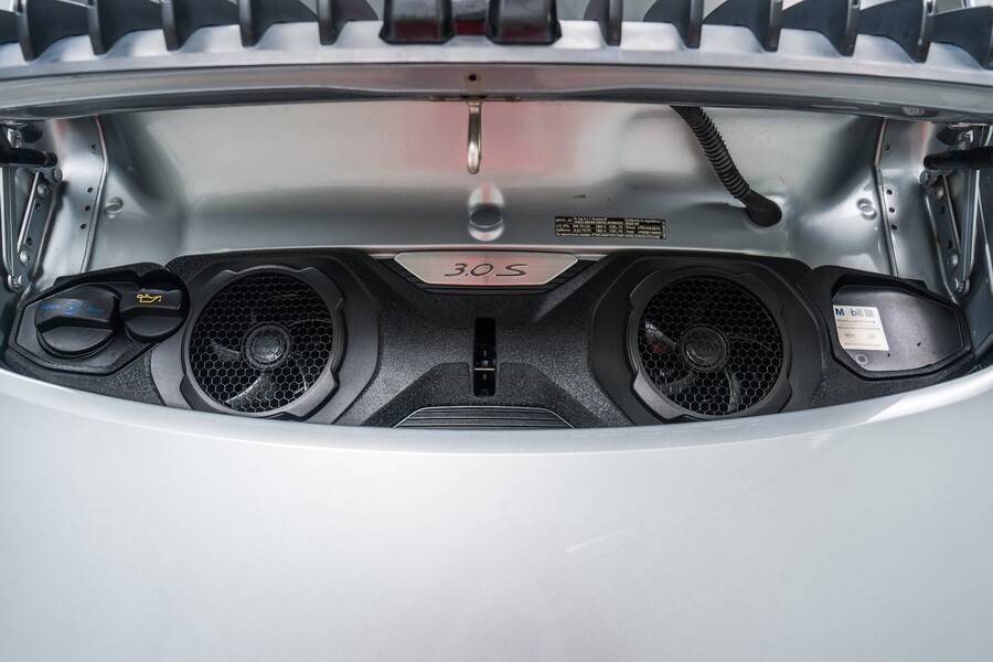 2020 911 Carrera S -Carbon Ceramic Brakes, Sport Chrono picture #4