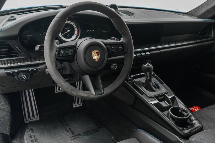 2022 911 GT3 -Carbon Buckets, Blue Stitching And Belts picture #5