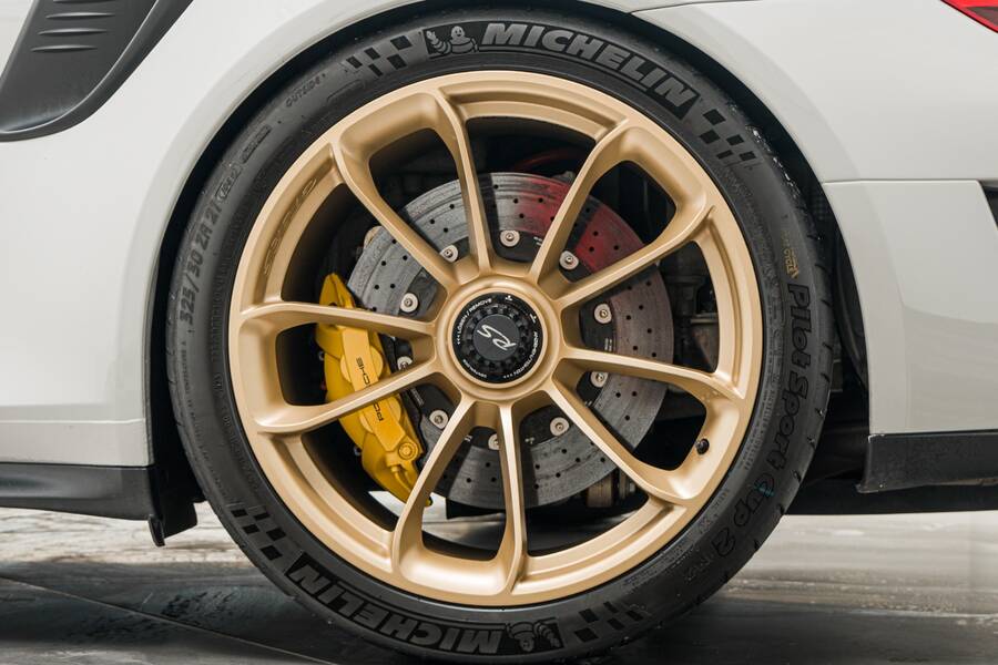 2019 911 GT3 RS -Carbon Ceramic Brakes, Carbon Fiber Seats picture #2