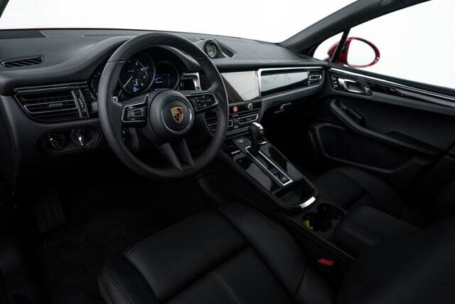 2026 Macan picture #4