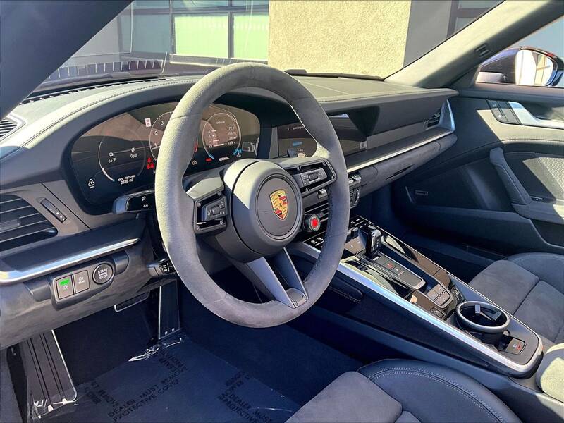 2025 911 Carrera GTS picture #4