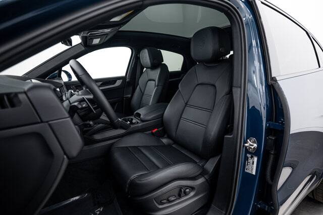 2026 Cayenne S picture #5
