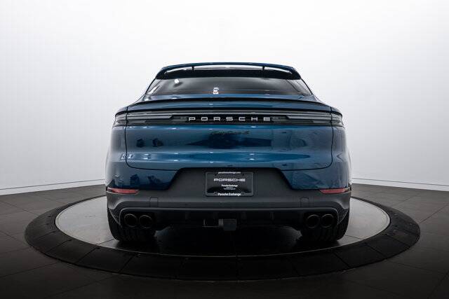 2026 Cayenne S picture #6
