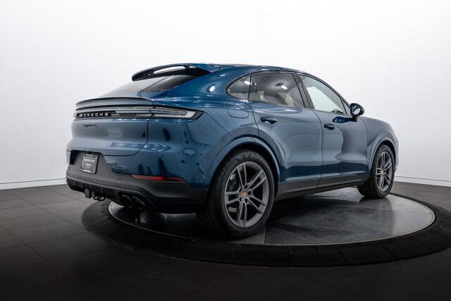 2026 Cayenne S picture #7
