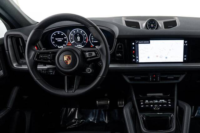 2026 Cayenne S picture #13