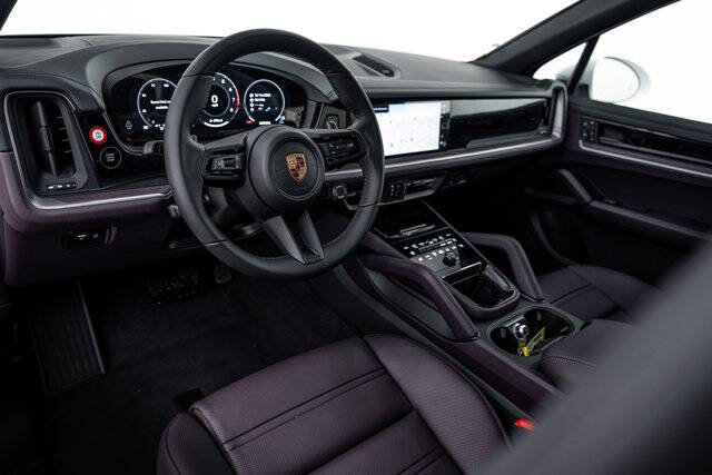 2026 Cayenne picture #4